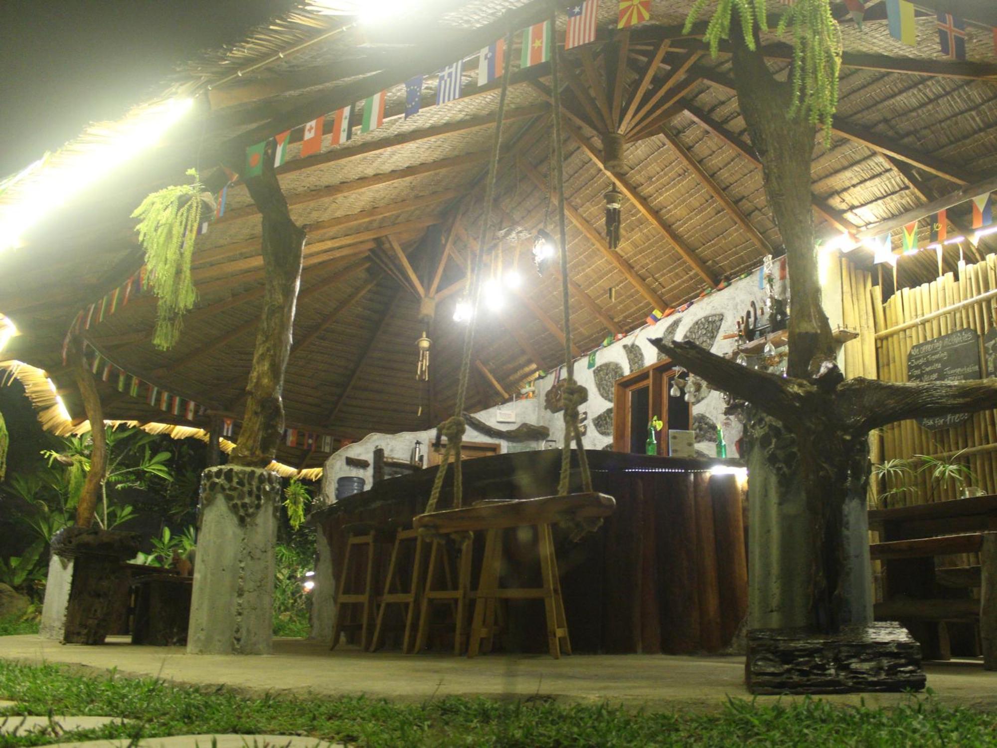 Eco Trekking Lodge, Bar & Jungle Tour'S Bukit Lawang Exterior foto
